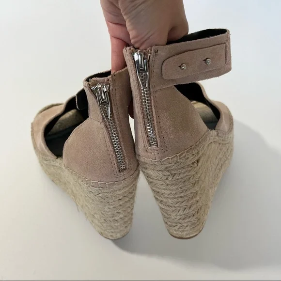 NEW Dolce Vita Suede Espadrille Wedges Taupe Grey 8.5 - Picture 8 of 16